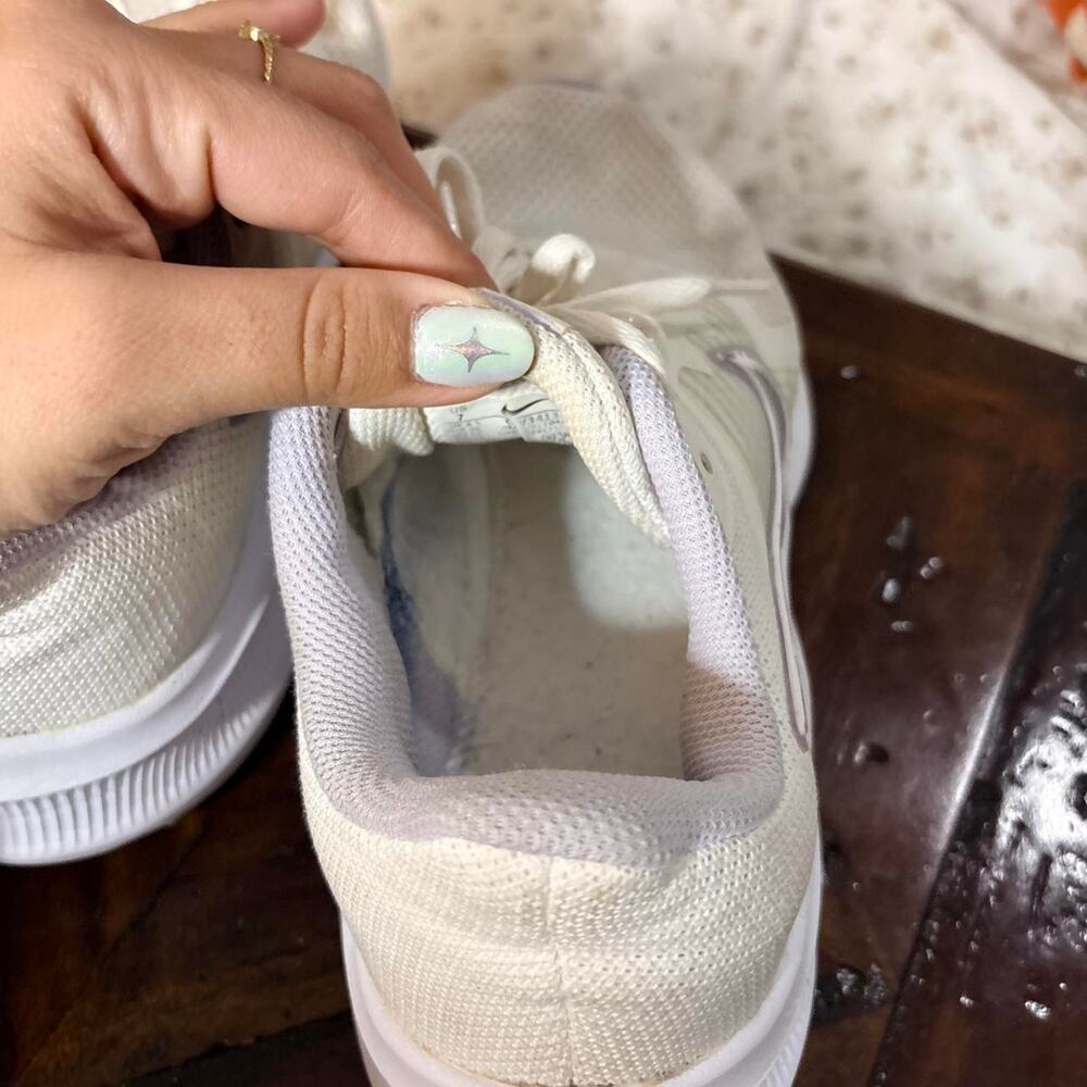 Nike women's size 7 downshifter white silver running outdoors summer sports - Picture 3 of 7